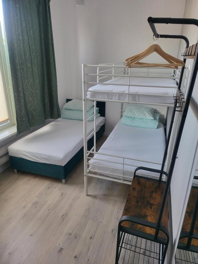 Rooms4Rest Wiertnicza - Private Rooms For Tourists - Atr Consulting Sp, Z O,O, Varşova Dış mekan fotoğraf