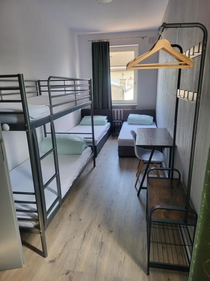 Rooms4Rest Wiertnicza - Private Rooms For Tourists - Atr Consulting Sp, Z O,O, Varşova Dış mekan fotoğraf